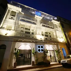 Hood Hostal