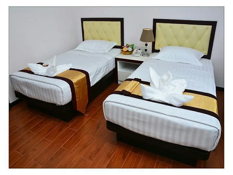 Platinum River View Hotel Rangun