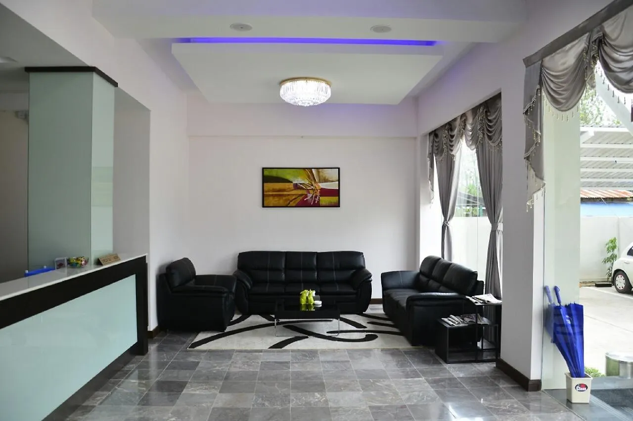 Platinum River View Hotel Rangun
