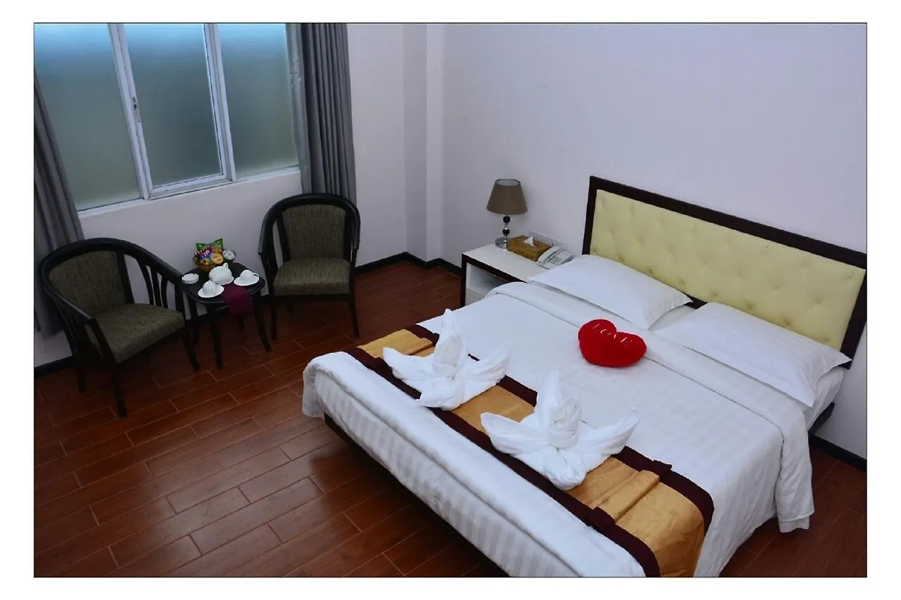 Platinum River View Hotel Rangun