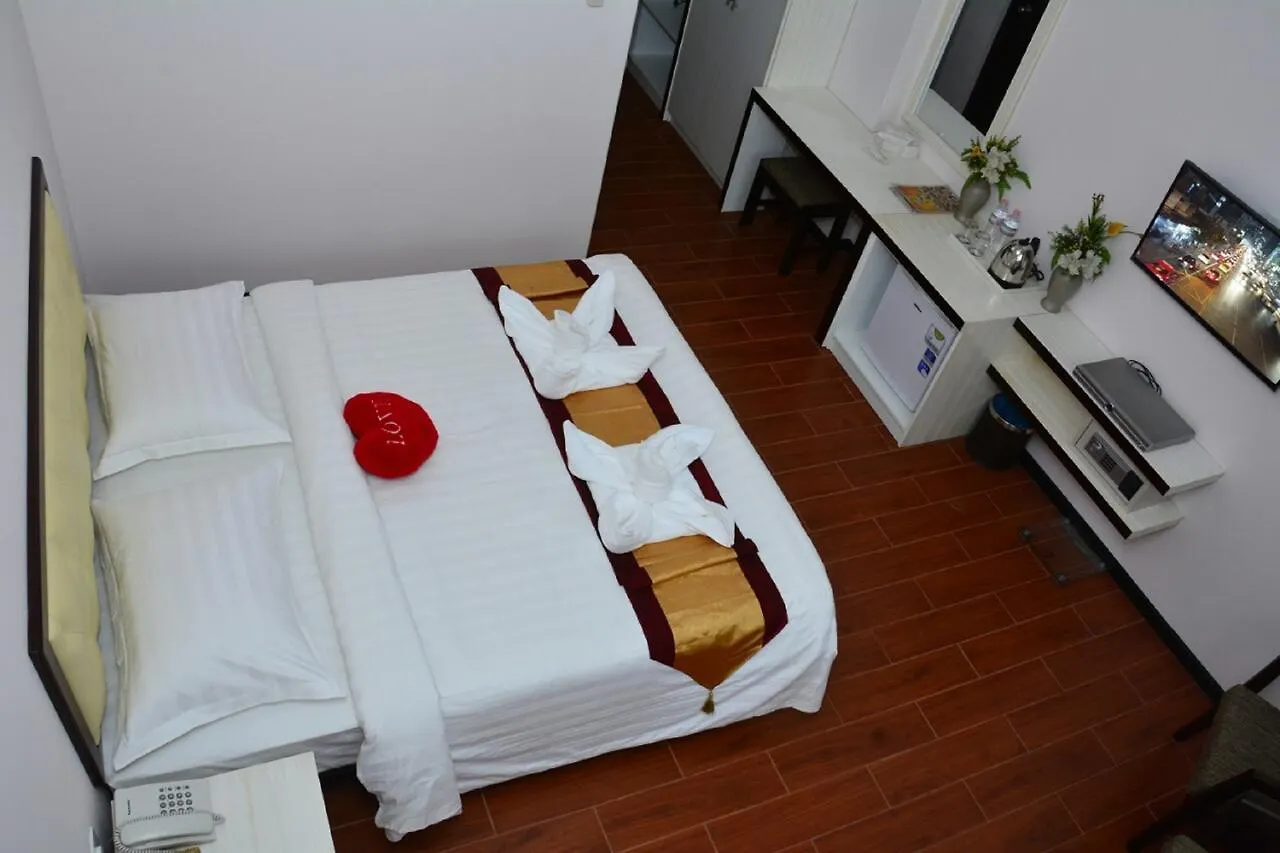 Platinum River View Hotel Rangun