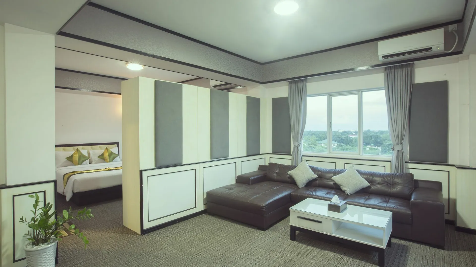 Platinum River View Hotel Rangun