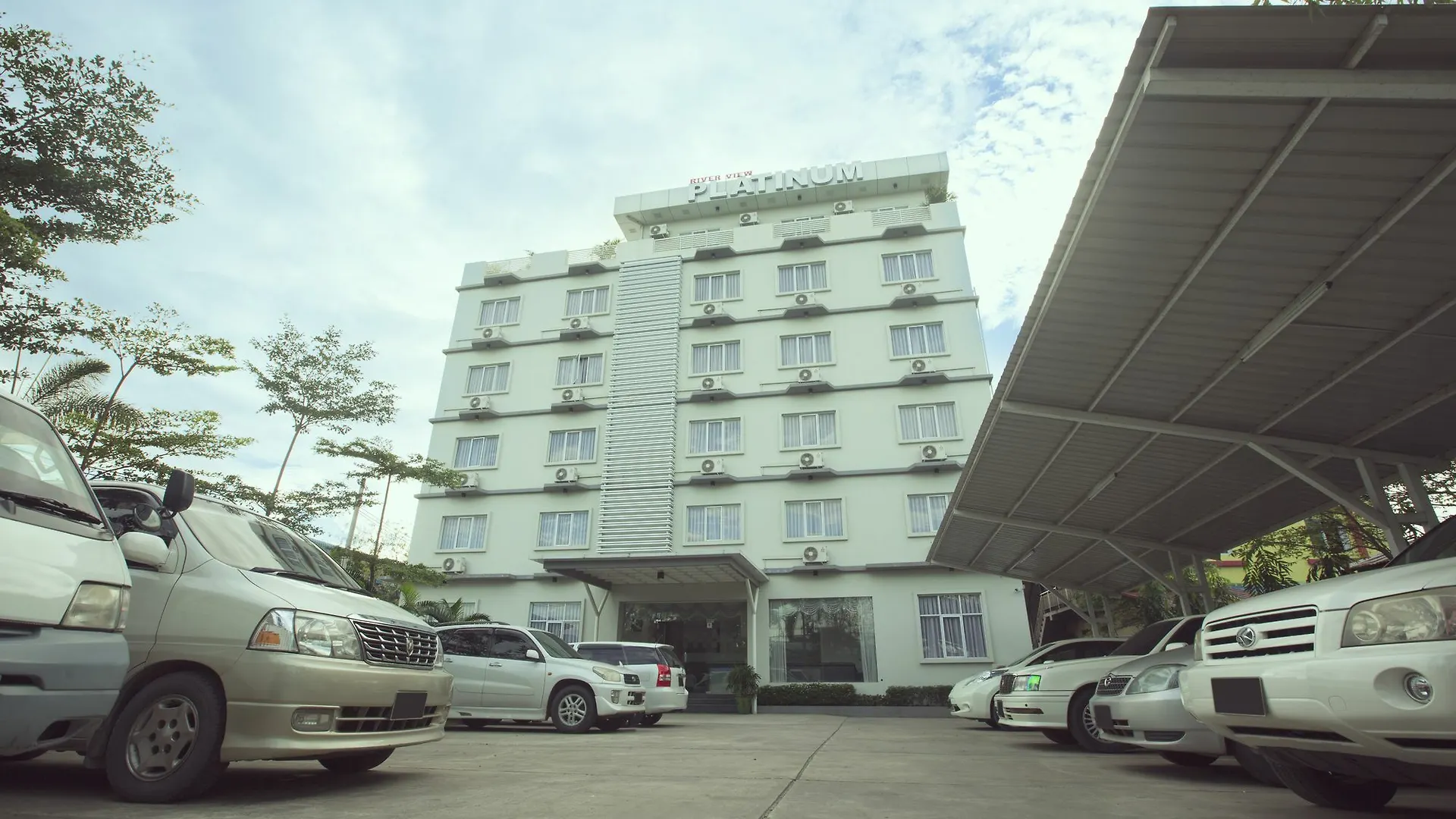 Platinum River View Hotel Rangun 3*,